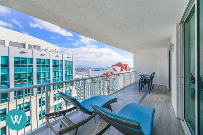 Photo - 1200 Brickell Bay Dr Apartment Unit FL42-ID1022233P