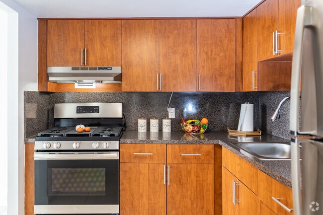 Photo - Grand Island Square