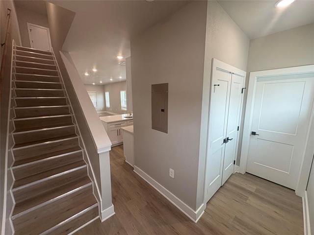 Photo - 422 S Lillian