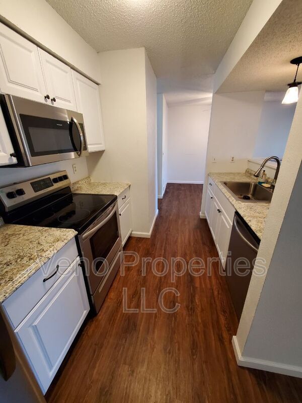 111 Yorktown Dr