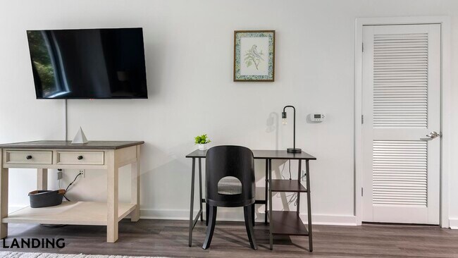 Photo - 100 I St SE Unit 100-114