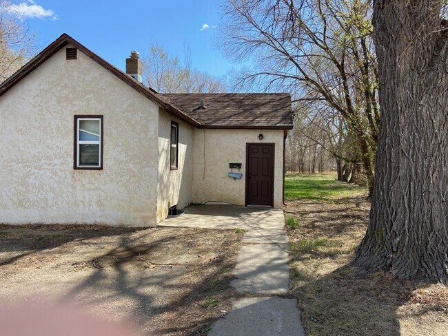 Photo - 406 1/2 4th Ave SE