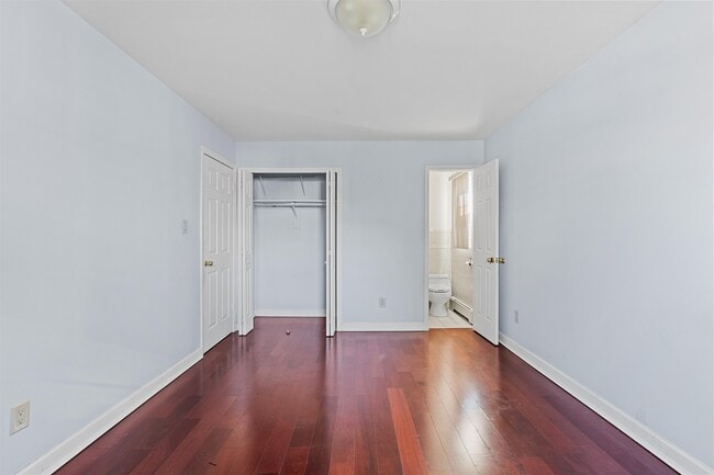 Photo - 407 Manila Ave Unidad 2