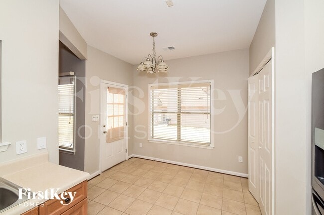 Photo - 2136 Parsons Dr