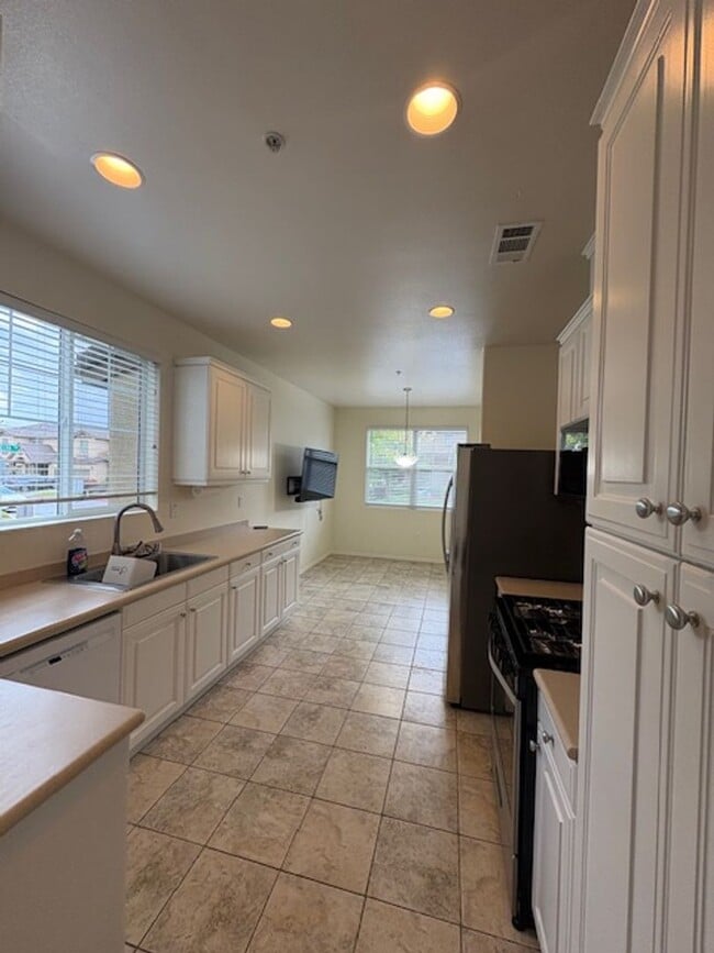 Photo - 9137 Arbol del Rosal Way