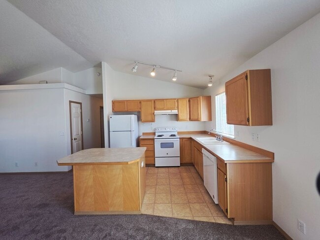 5042 W Lemonwood Ln