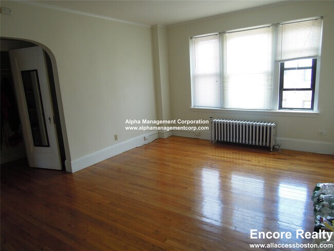 Photo - 349 Pleasant St Unit B2-5