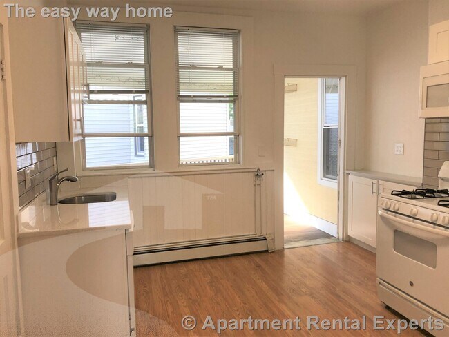 Photo - 56 Portsmouth St Unit #3