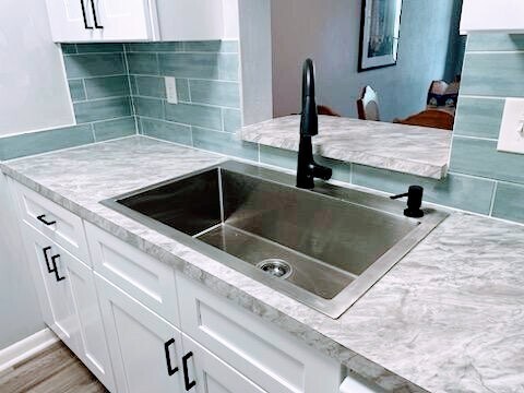 Photo - 3124 US HWY 441 SE