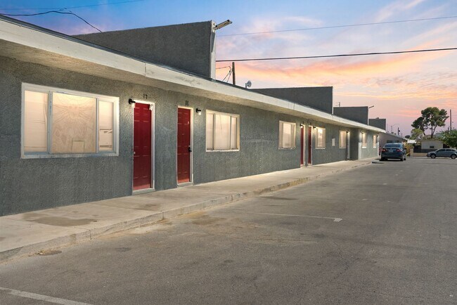 Building Photo - 2287 Concord St Unit C