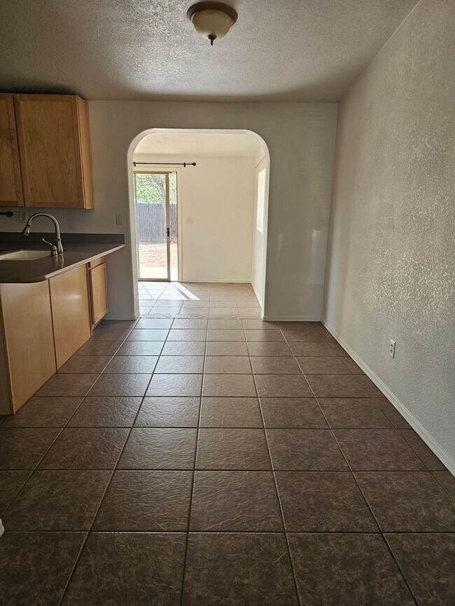 Photo - 5018 E Evergreen Dr