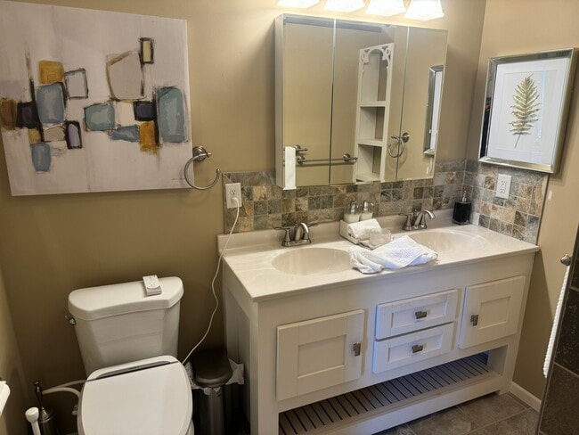 Photo - 1900 Minnesota Ave Unit 12