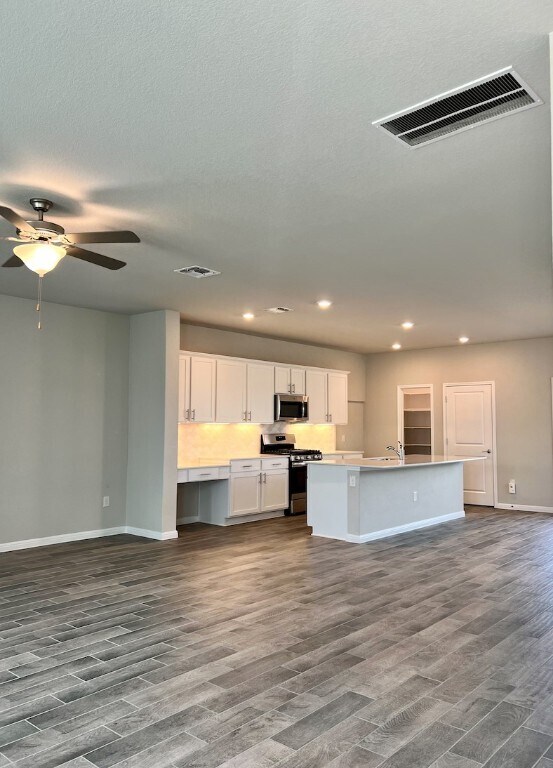 Photo - 8716 Whitter Dr