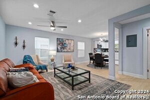 Photo - 333 Haggin St
