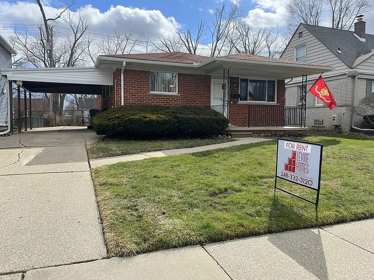 Photo - 2043 Ellwood Ave