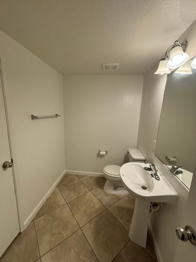 642 Brewer Rd