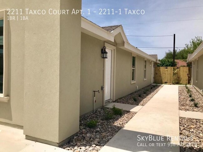 Building Photo - 2211 Taxco Ct Unit 2211-1 Taxco Rental