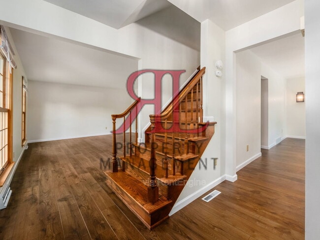 Photo - 1627 Keats Ct