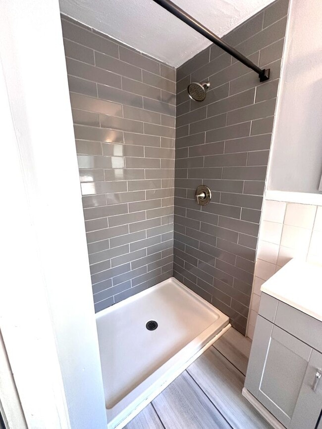 Photo - 343 Broadway Unit 2R