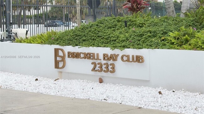 Building Photo - 2333 Brickell Ave Unit 614