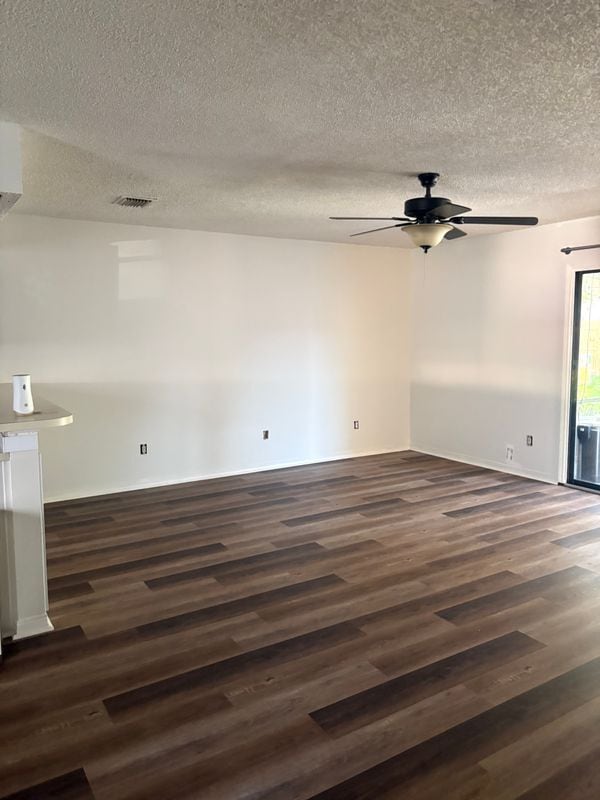 1111 W Romaine Cir