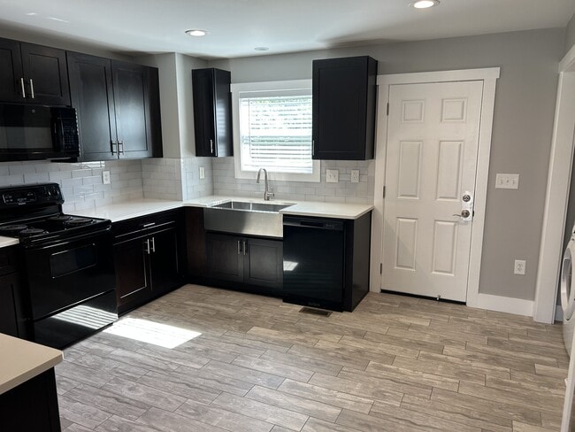 Photo - 2611 Lakevilla Dr Unit 2611