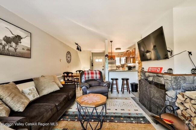 Photo - 76 Hunter Dr