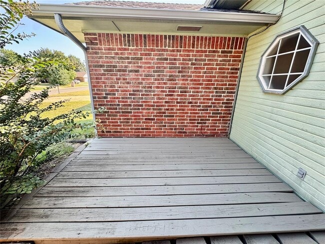Photo - 11425 Wallace Ave