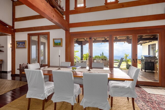 Photo - Furnished Spacious Hawaii Retreat with Sweeping Ocean Views