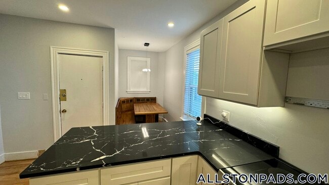 Photo - 24 Farrington Ave Unidad 1A