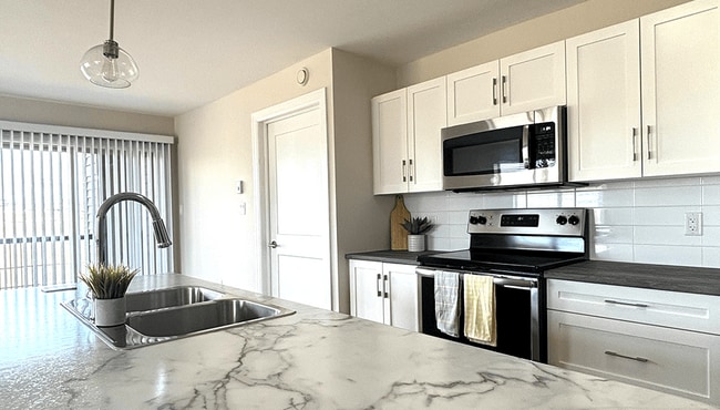 Photo - Leopold Belliveau