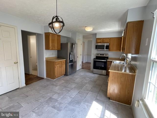 Photo - 8583 Wheatfield Way