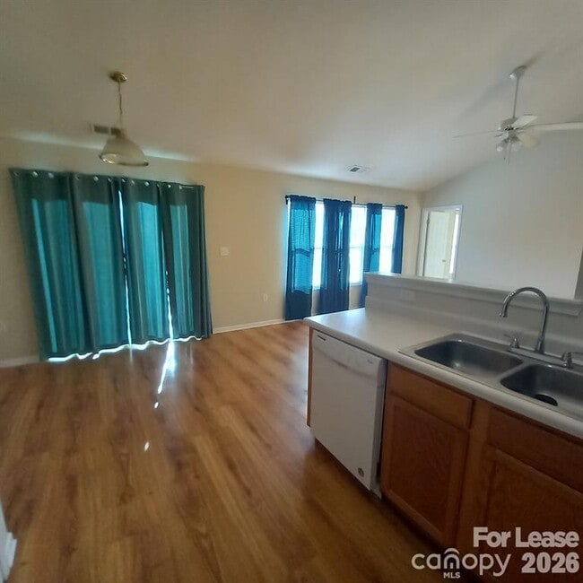 Photo - 1031 Rocky Meadows Ln