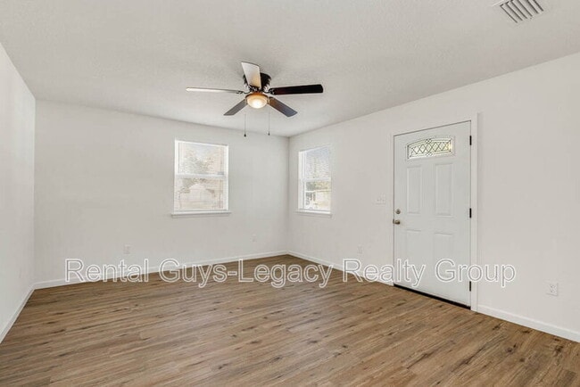 Photo - 10553 Citrus Ln
