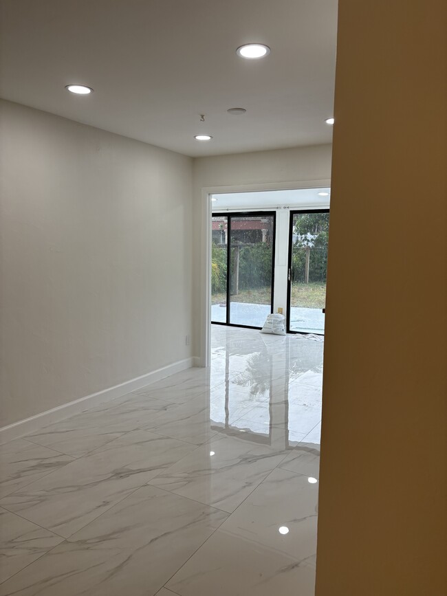 Photo - 355 Arlington Rd