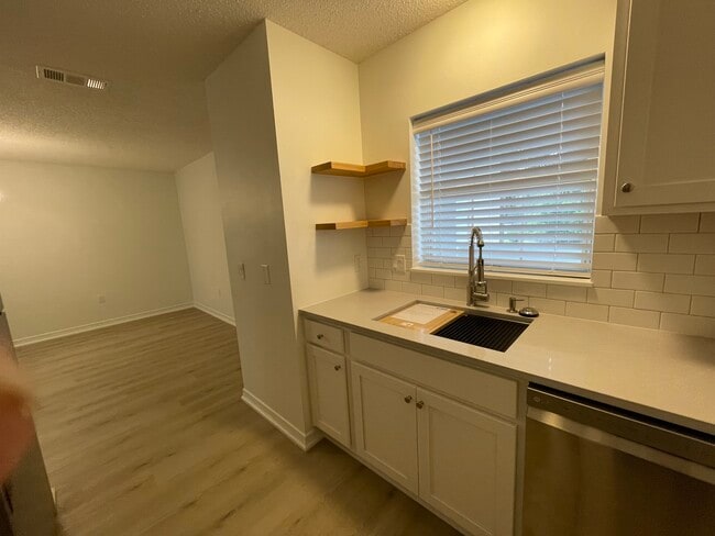 Photo - 4270 Calinda Ln Unit 328