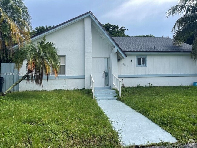 Building Photo - 13628 SW 287th Ln Rental