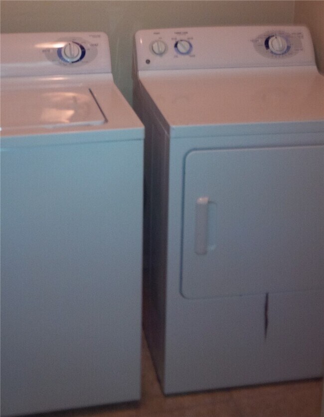 Photo - 851 W Piedmont Pl Unit 1