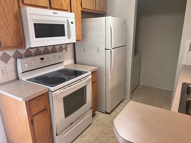 5702 Allstar Ct Unidad B