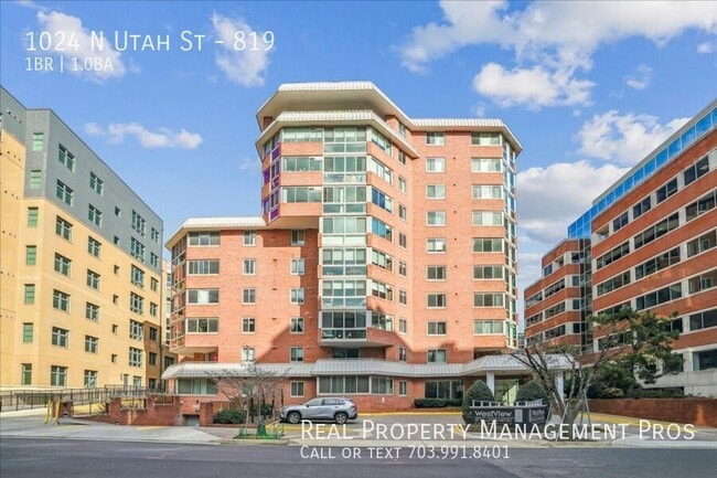 Building Photo - 1024 N Utah St Unit 819