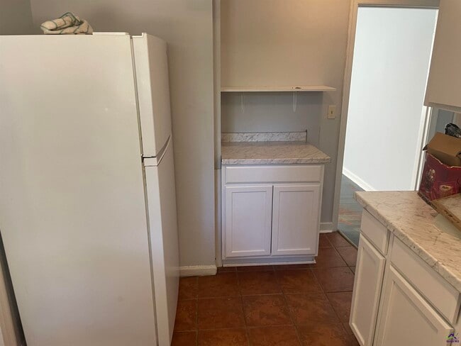 Photo - 216 Meadowdale Dr