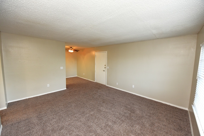 Raintree Meadows Apartments