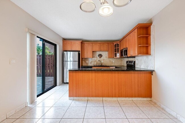 Photo - 941 Springdale Cir