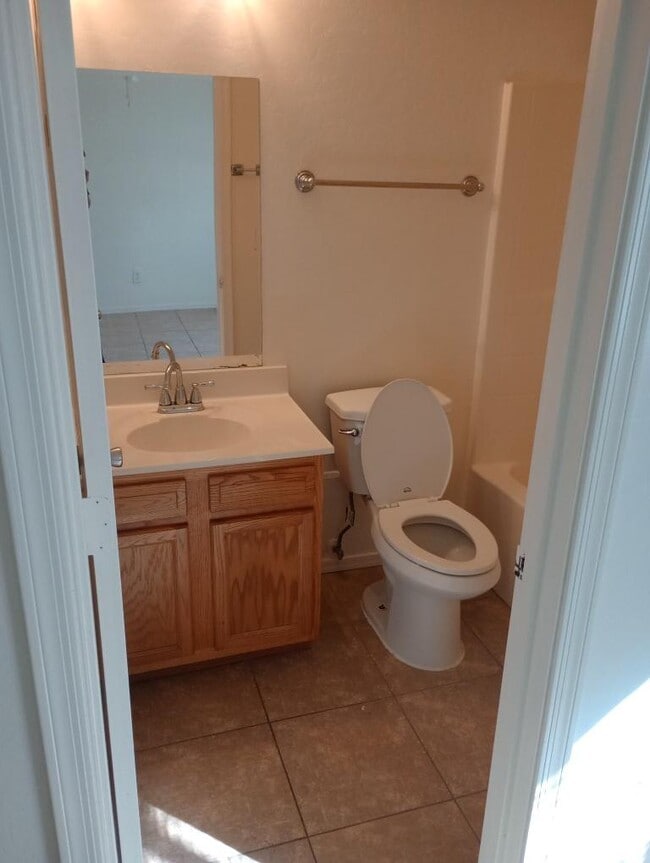 Photo - N Montezuma Dr