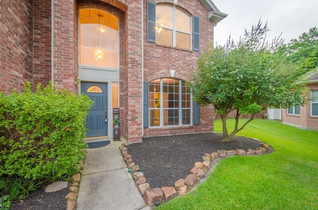 Photo - 6610 Treeline Dr