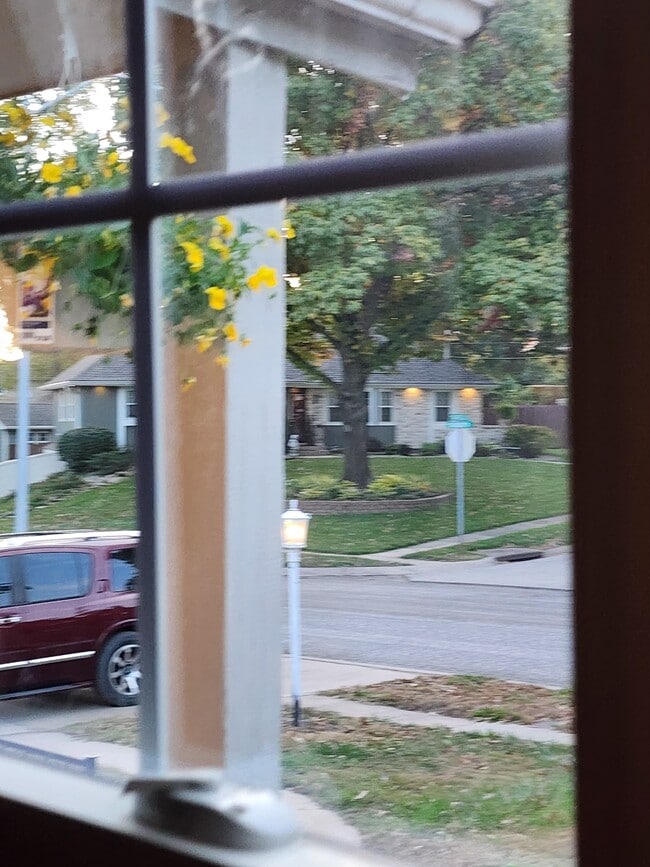 Photo - 7325 N Brooklyn Ave