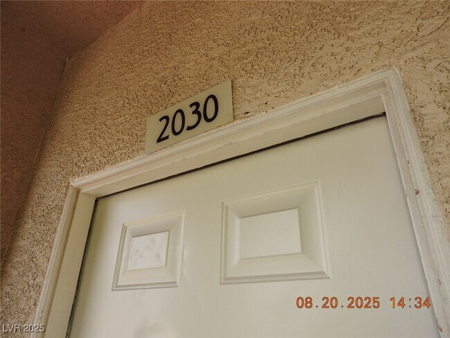 Building Photo - 3400 Cabana Dr Unit 2030 Rental