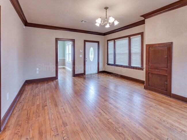 Photo - 2605 NW 24th St