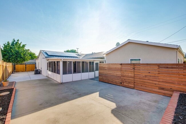 Photo - Stylish San Jose Home and Private Yard