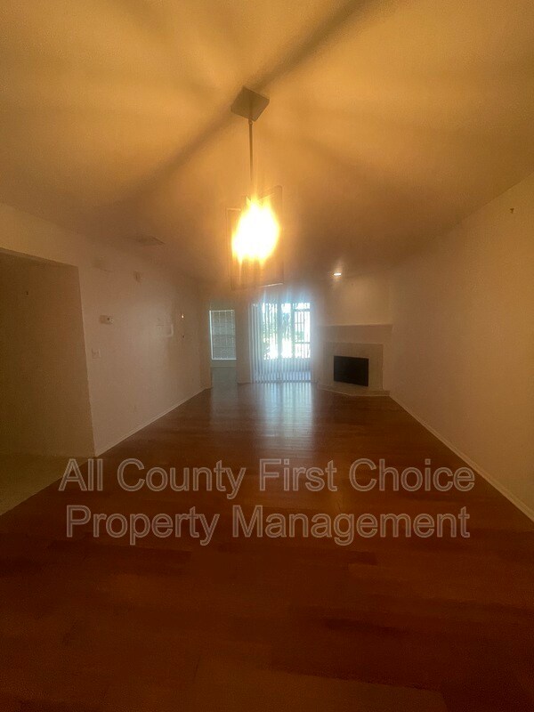 Photo - 2662 Sequoia Terrace